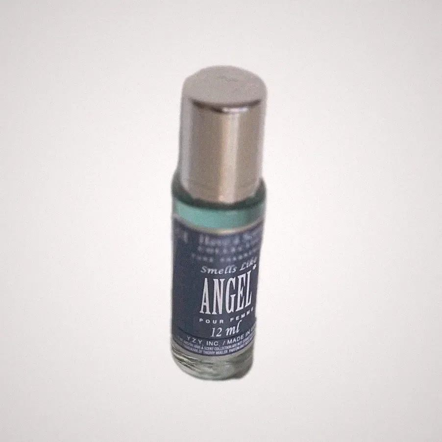 IZZY INC. Angel Perfume Rollerball, Fragrance Oil Roll-On, 12 ml Travel Size